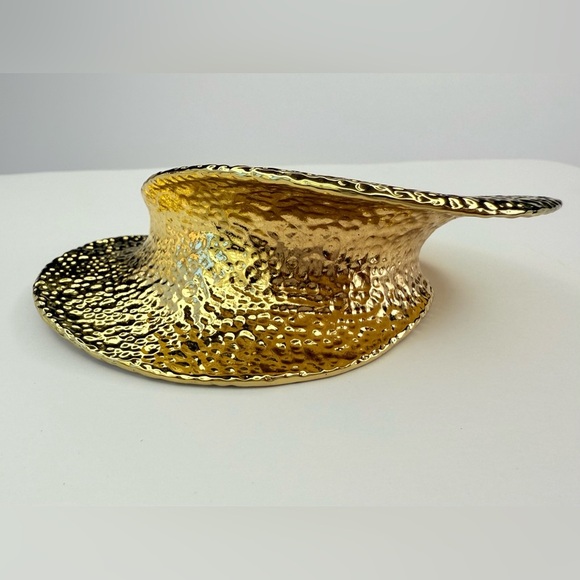 Vintage Clara Kasavina hammered gold cuff - Picture 7 of 9